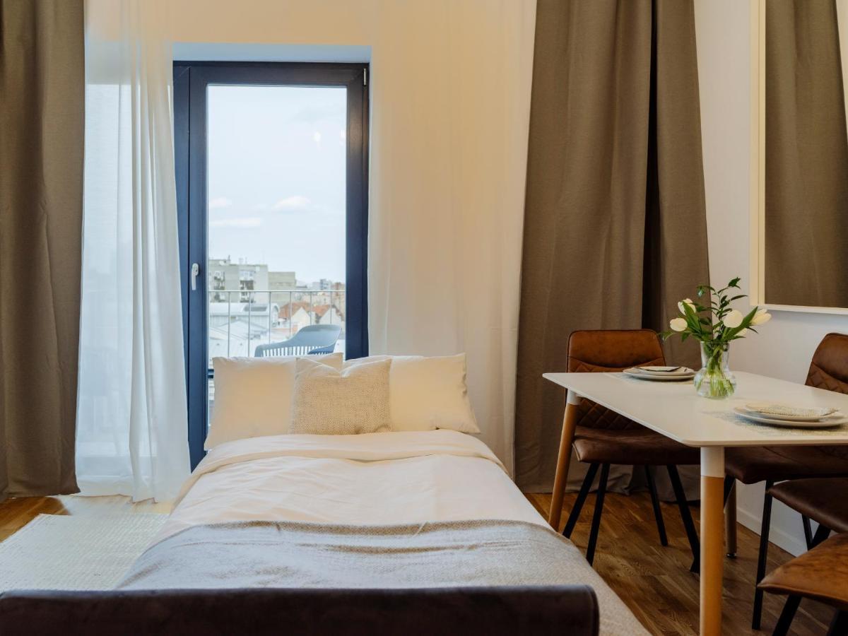 Sunny 2Br Flat - Top Location - Amazing Balcony Bucareste Exterior foto