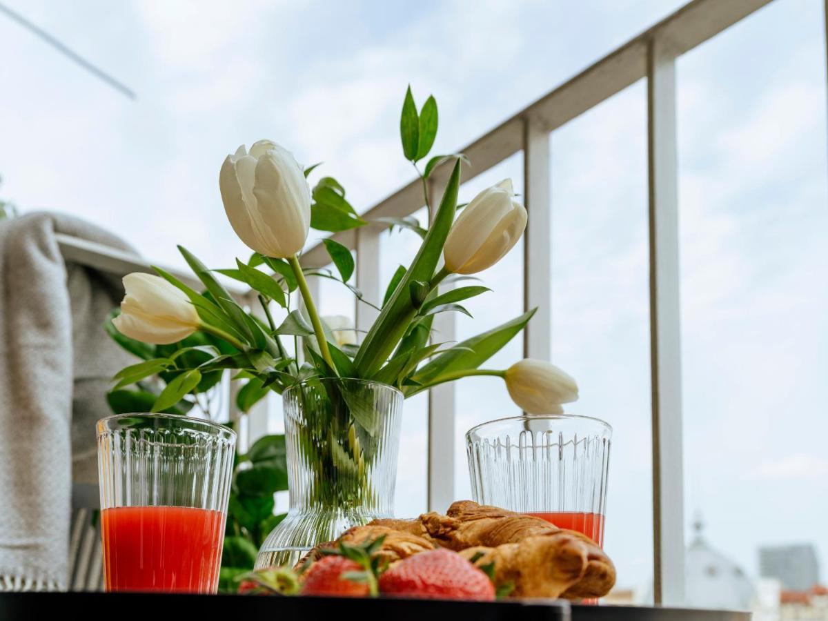 Sunny 2Br Flat - Top Location - Amazing Balcony Bucareste Exterior foto