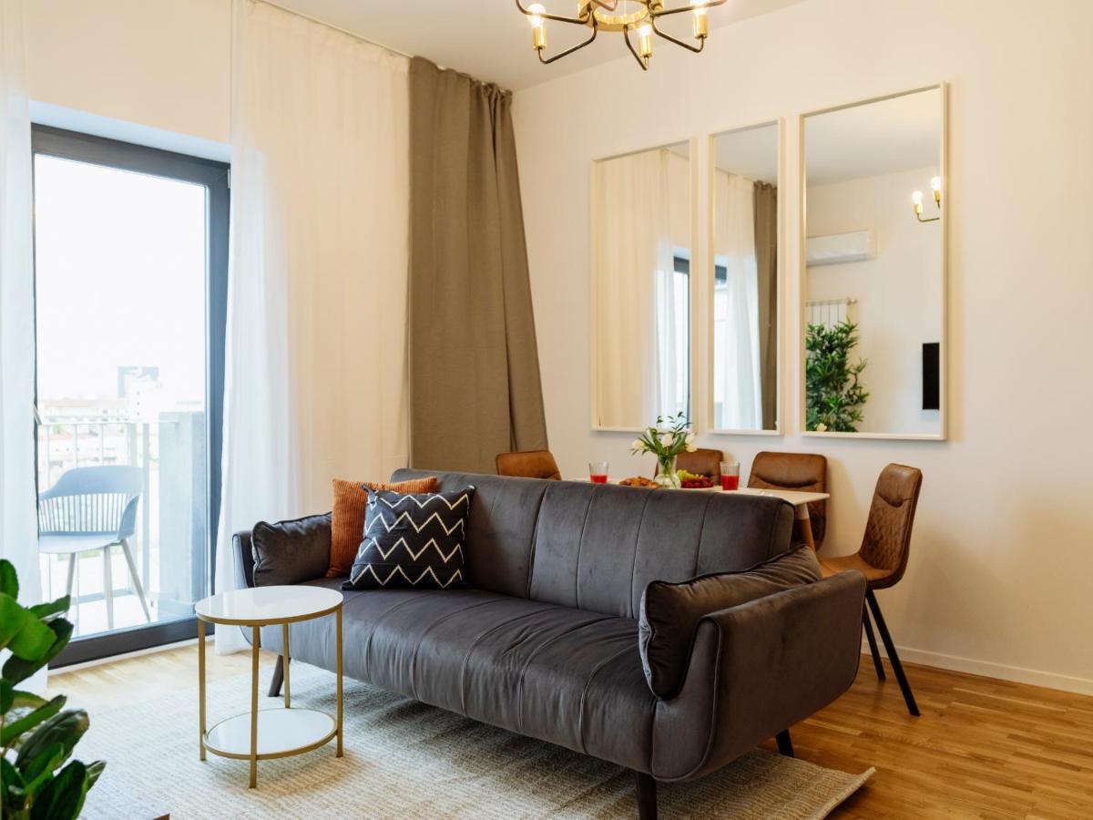 Sunny 2Br Flat - Top Location - Amazing Balcony Bucareste Exterior foto